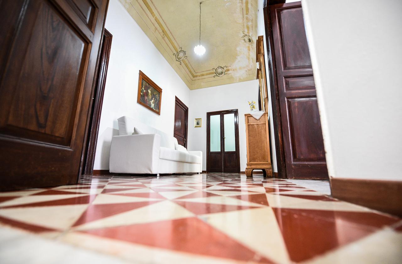 شقة Palazzo Taormina كاستيلاّماري ديل غو المظهر الخارجي الصورة